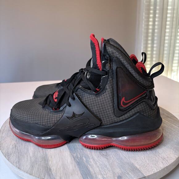 Nike Men\'s LeBron James 19 XIX Black & Red Basketball Sneakers Shoes US Size 9.5 main image 4